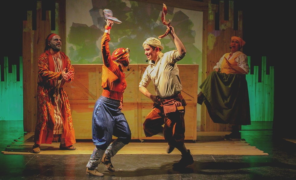 Buscatesoros, Ocaso Teatro